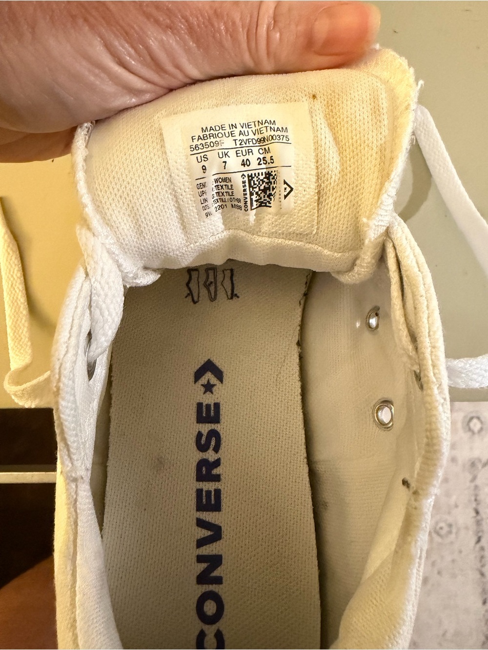 Converse White Canvas Sneakers with Red Stripe - Picture 6 of 6